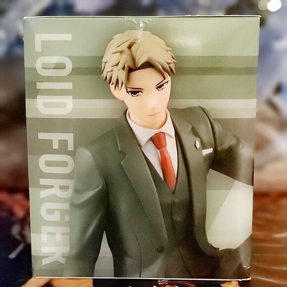 (LAST COPY)Loid Forger G.E.M Series Megahouse figure - Picture 4 of 5